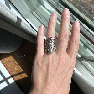 James Avery Sorrento Ring (size 6-6.5)
